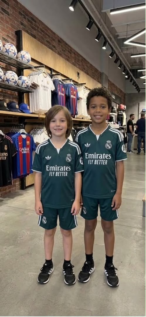 Maillot Enfant Real Madrid Extérieur 2026/2027 De 2 à 12 ans