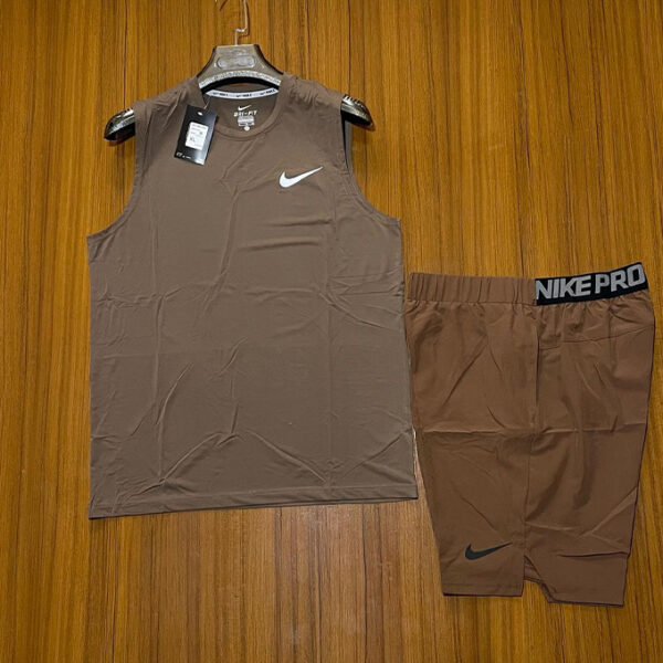 Ensemble Débardeur et Short de Sport