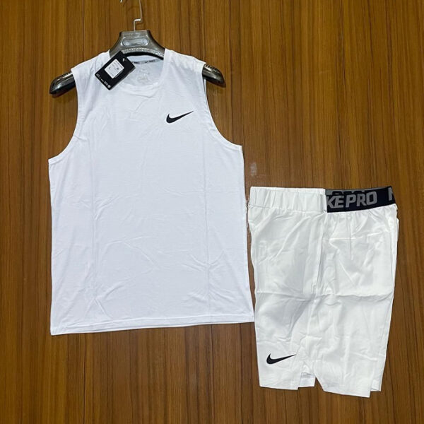 Ensemble Débardeur et Short de Sport
