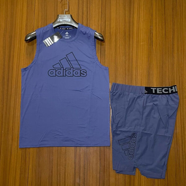 Ensemble Débardeur et Short de Sport