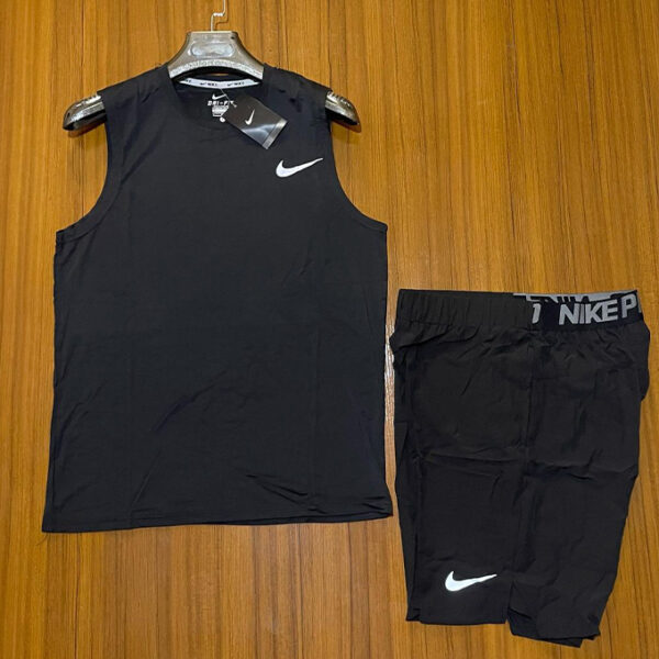Ensemble Débardeur et Short de Sport