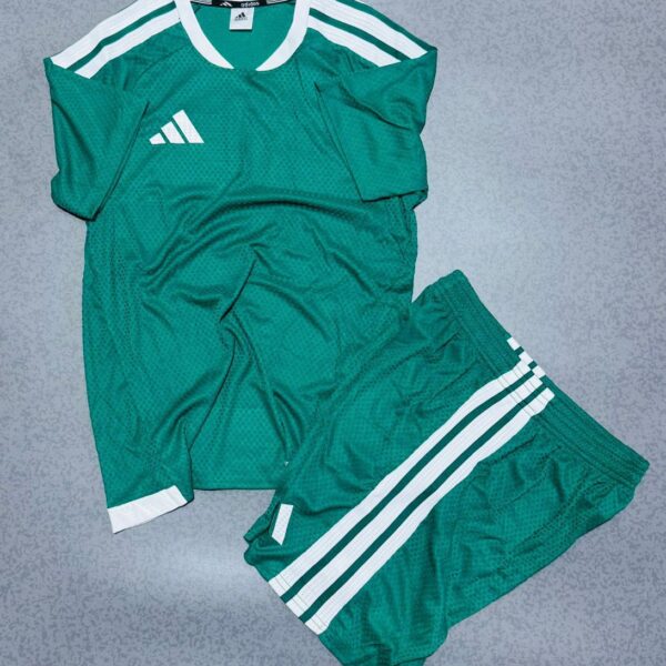 Tenue de Sport T-Shirt et Short