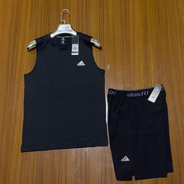 Tenue de Sport Débardeur et Short