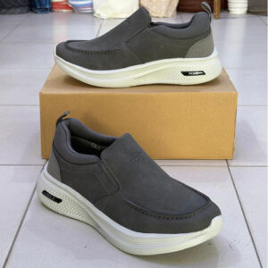 Basket Sketchers léger 125 grs