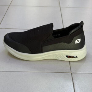 Basket Sketchers léger 125 grs