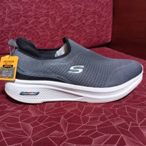 Basket Sketchers léger 125 grs