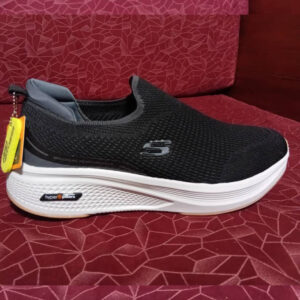Basket Sketchers léger 125 grs