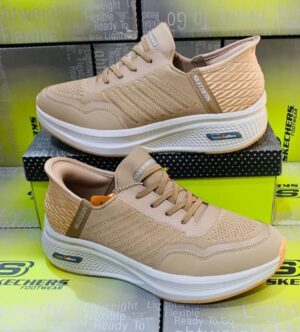 Basket Skecher léger Beige 125grs