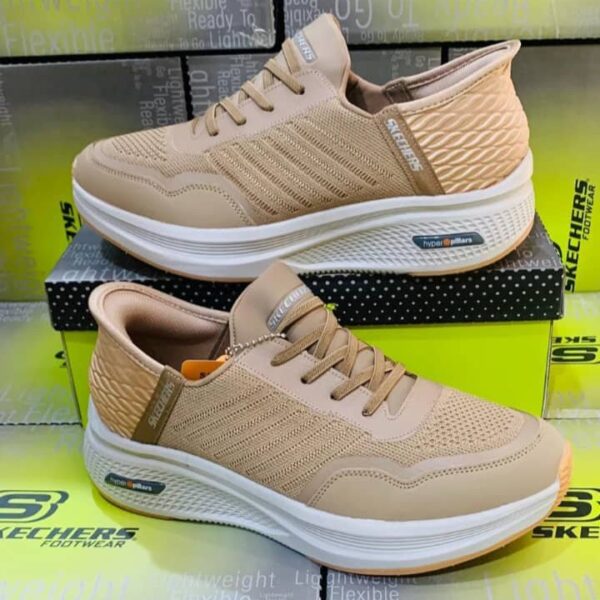 Basket Skecher léger Beige 125grs