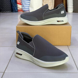 Basket Sketchers léger 125 grs