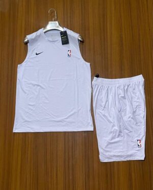 Tenue de Sport Débardeur & Short Blanc