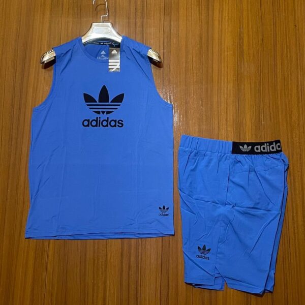 Tenue de Sport Débardeur et Short